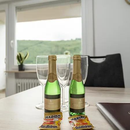Elbling For 2 People - Billiards - Balcony With Mosel View - Parking - Wine Barrel Bar - Fully Equipped Kitchen - Netflix - Waiputv - 3 Km From Cochem * Klotten