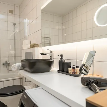 Apartment Elbling For 2 People - Billiards - Balcony With Mosel View - Parking - Wine Barrel Bar - Fully Equipped Kitchen - Netflix - Waiputv - 3 Km From Cochem