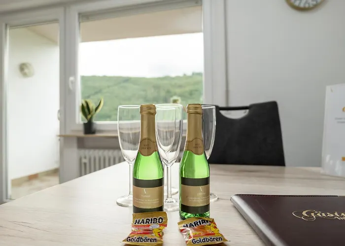 Elbling For 2 People - Billiards - Balcony With Mosel View - Parking - Wine Barrel Bar - Fully Equipped Kitchen - Netflix - Waiputv - 3 Km From Cochem * Klotten